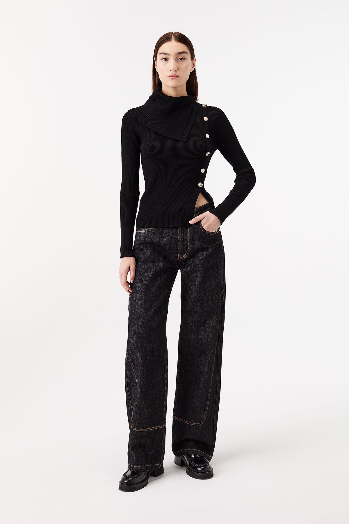 Anthracite denim with contrast topstitching