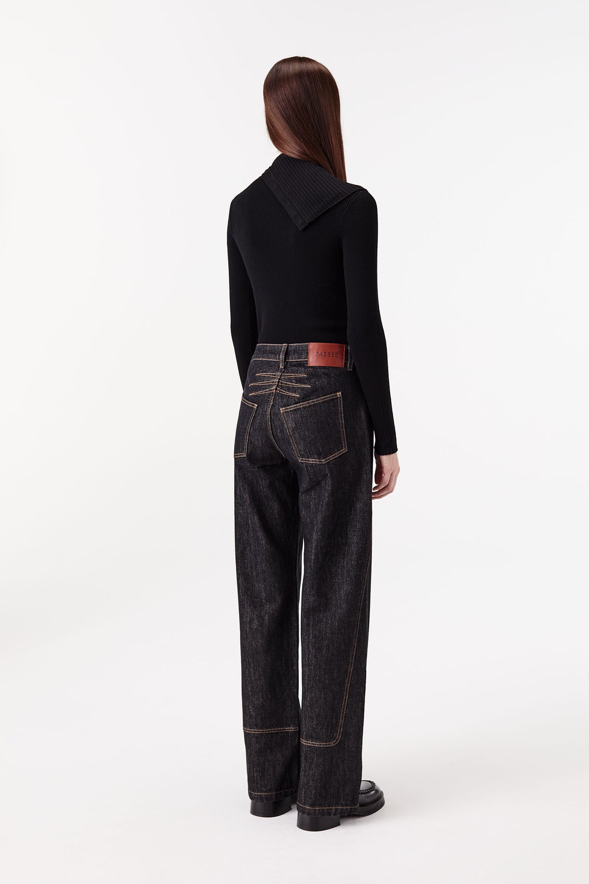 Anthracite denim with contrast topstitching