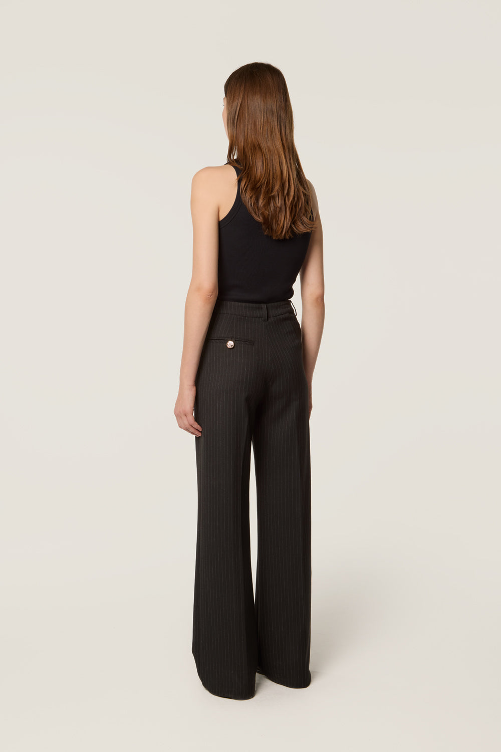 Pantalon à fines rayures