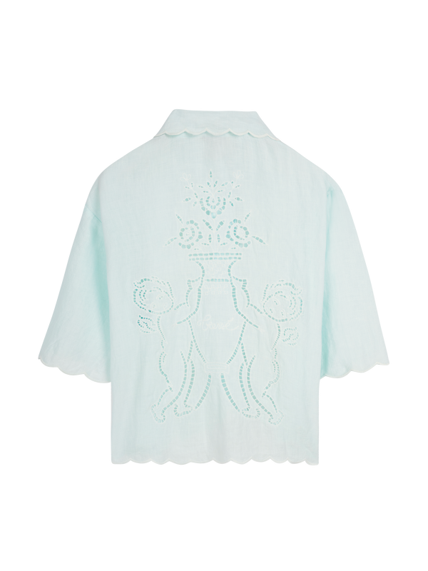 Chemise à broderies