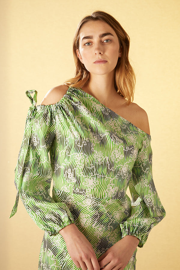 Robe longue asymétrique
