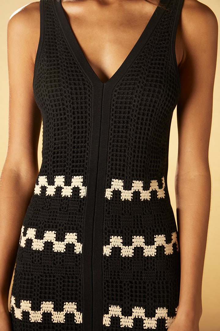 Häkelkleid mit Schlitz