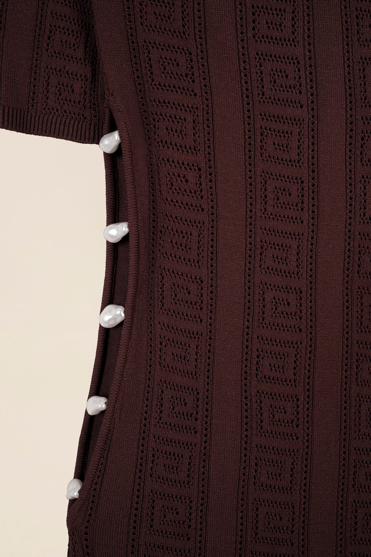 Robe longue à motifs ajourés