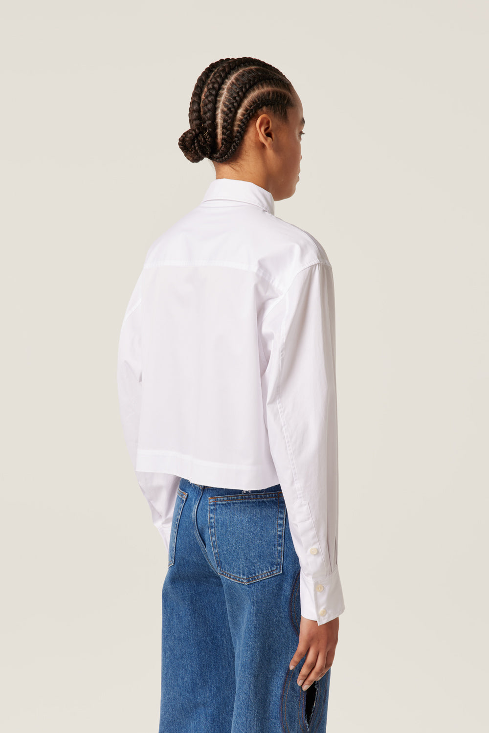 Cropped shirt with openwork braids