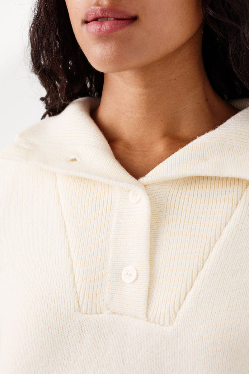 Thick Sweater with a Trucker Collar