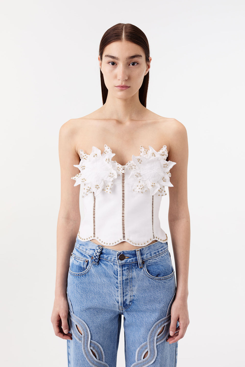Bustier à poitrine ornée de fleurs