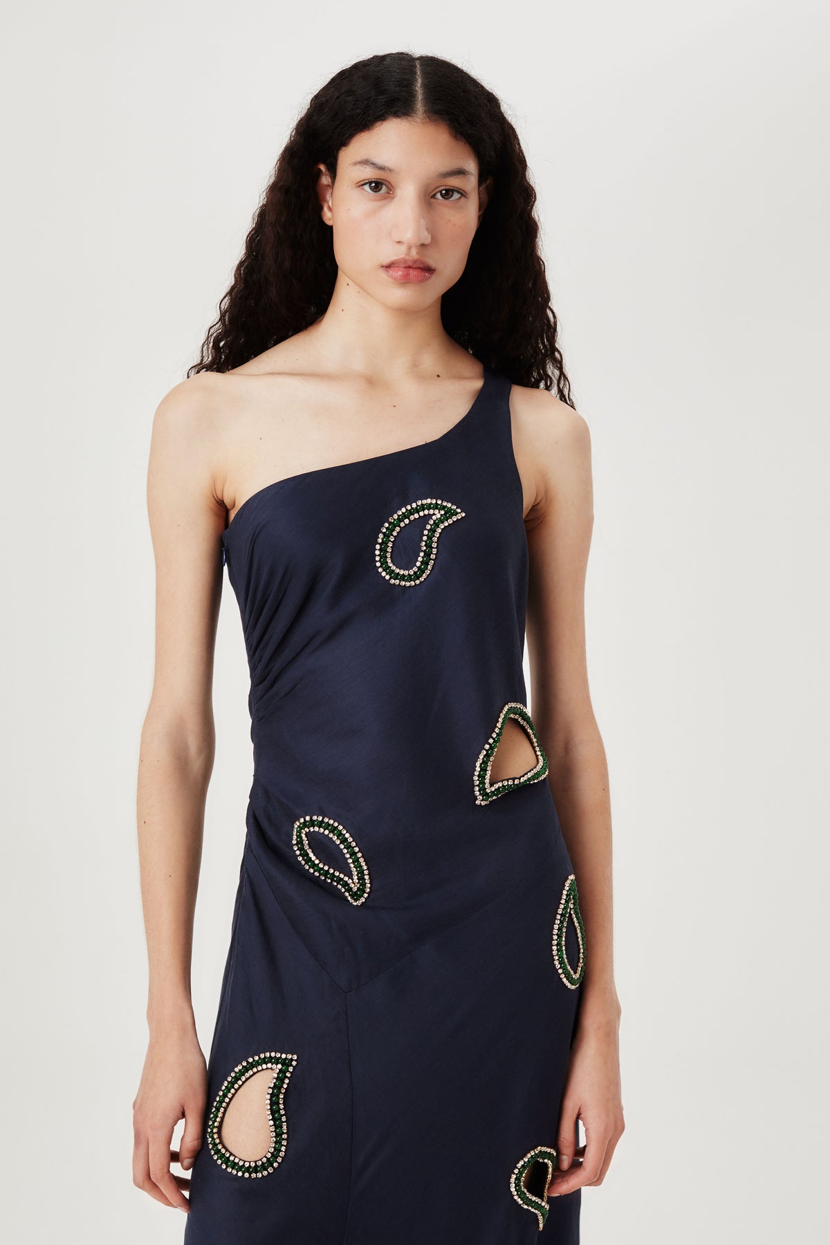 Robe longue à strass brodés
