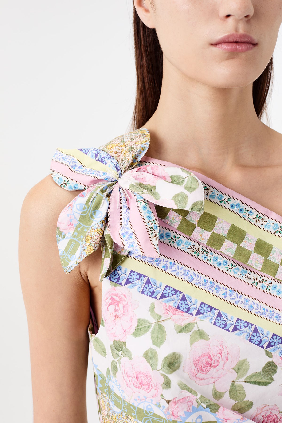 Kurzes Kleid aus Liberty-Popeline