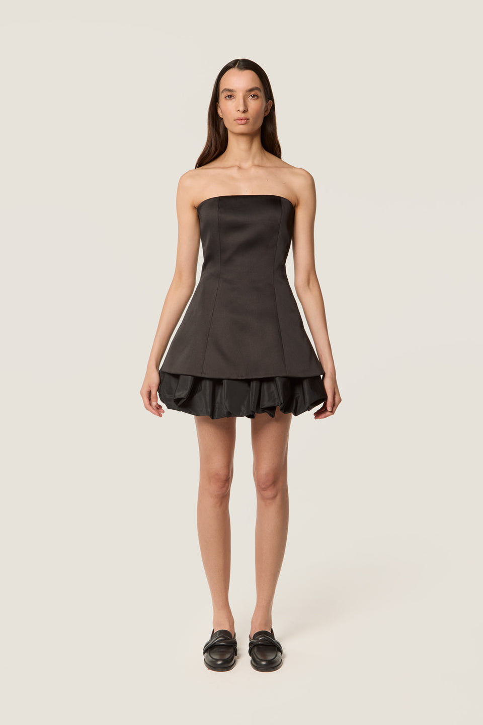 Robe bustier en satin
