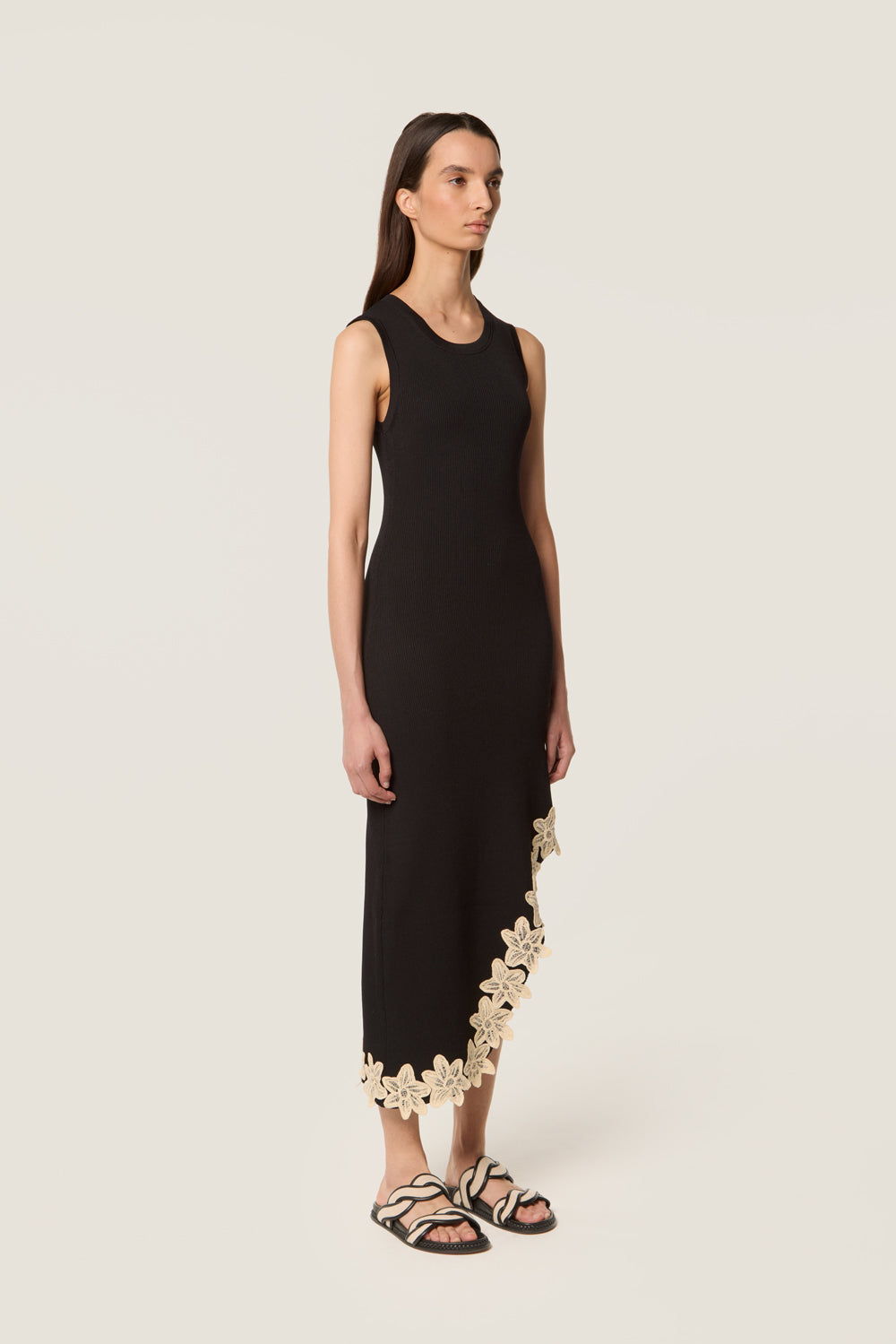 Robe en maille asymétrique