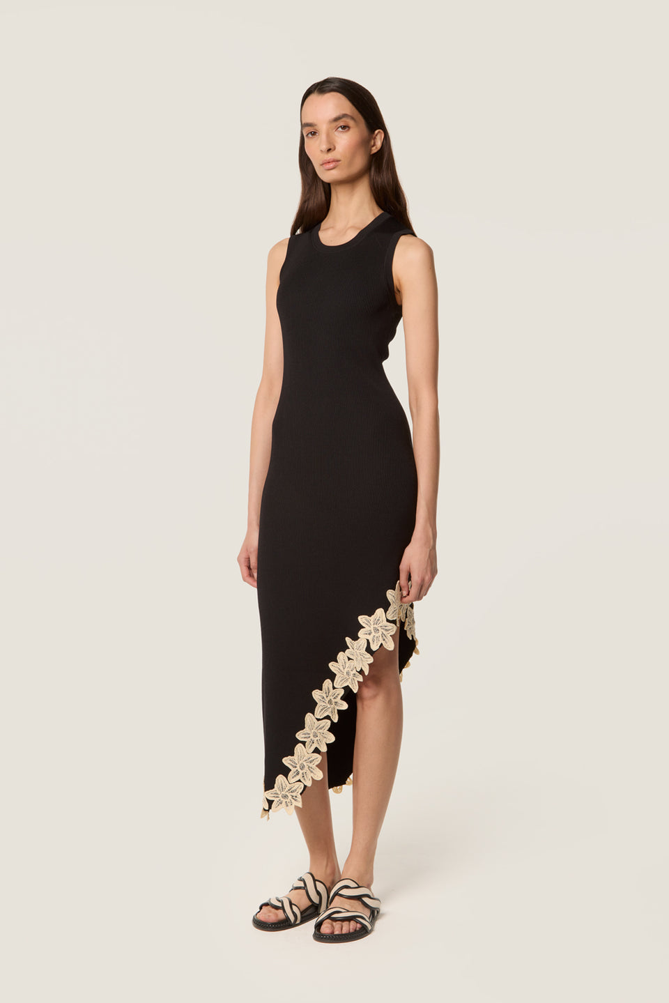 Robe en maille asymétrique