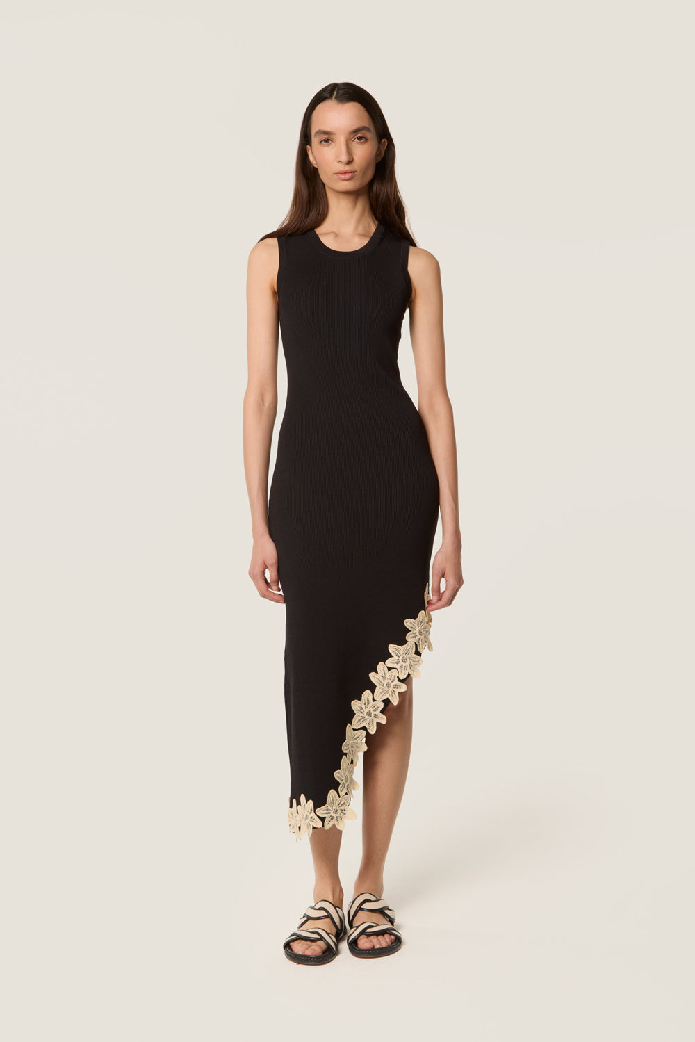 Robe en maille asymétrique