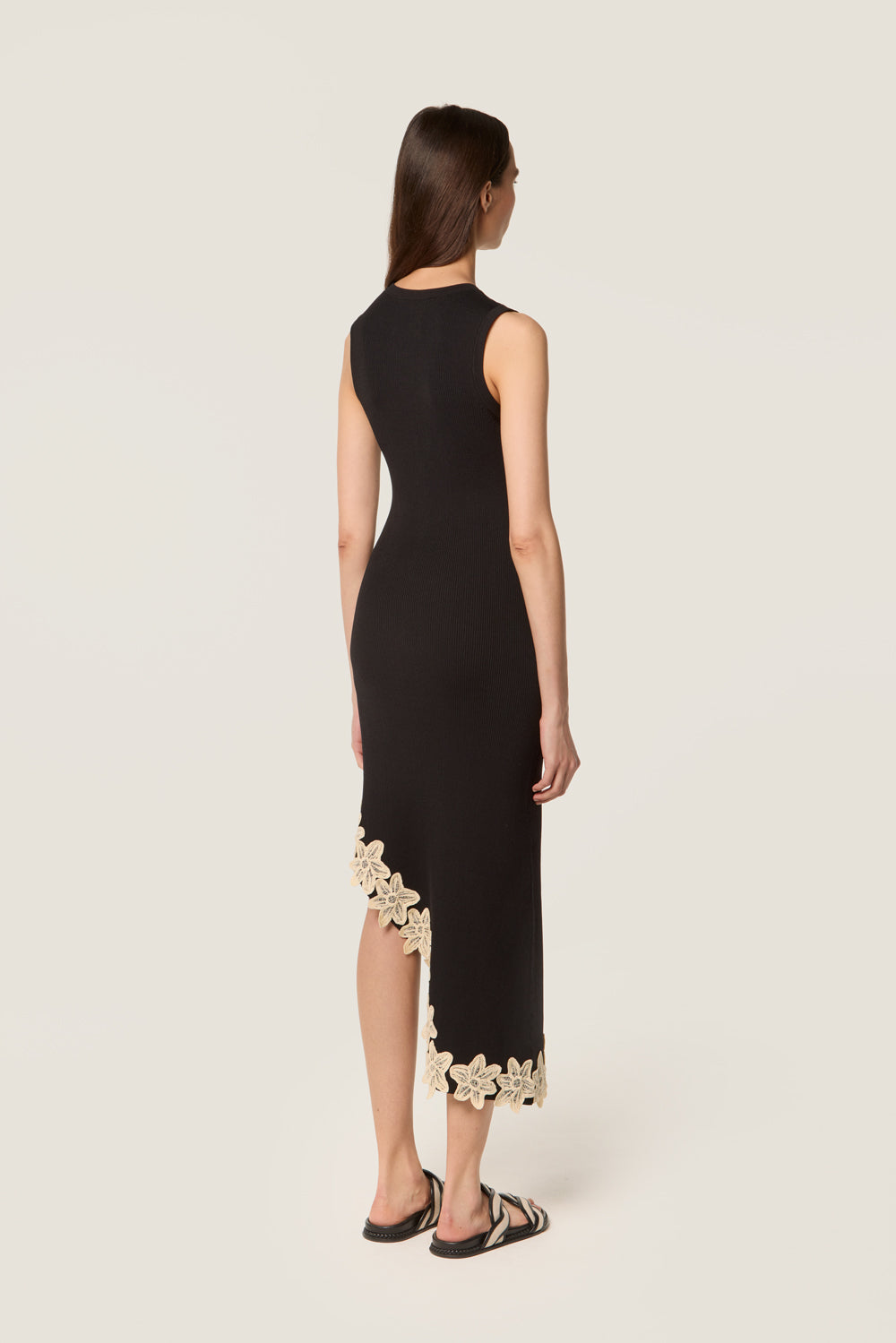 Robe en maille asymétrique