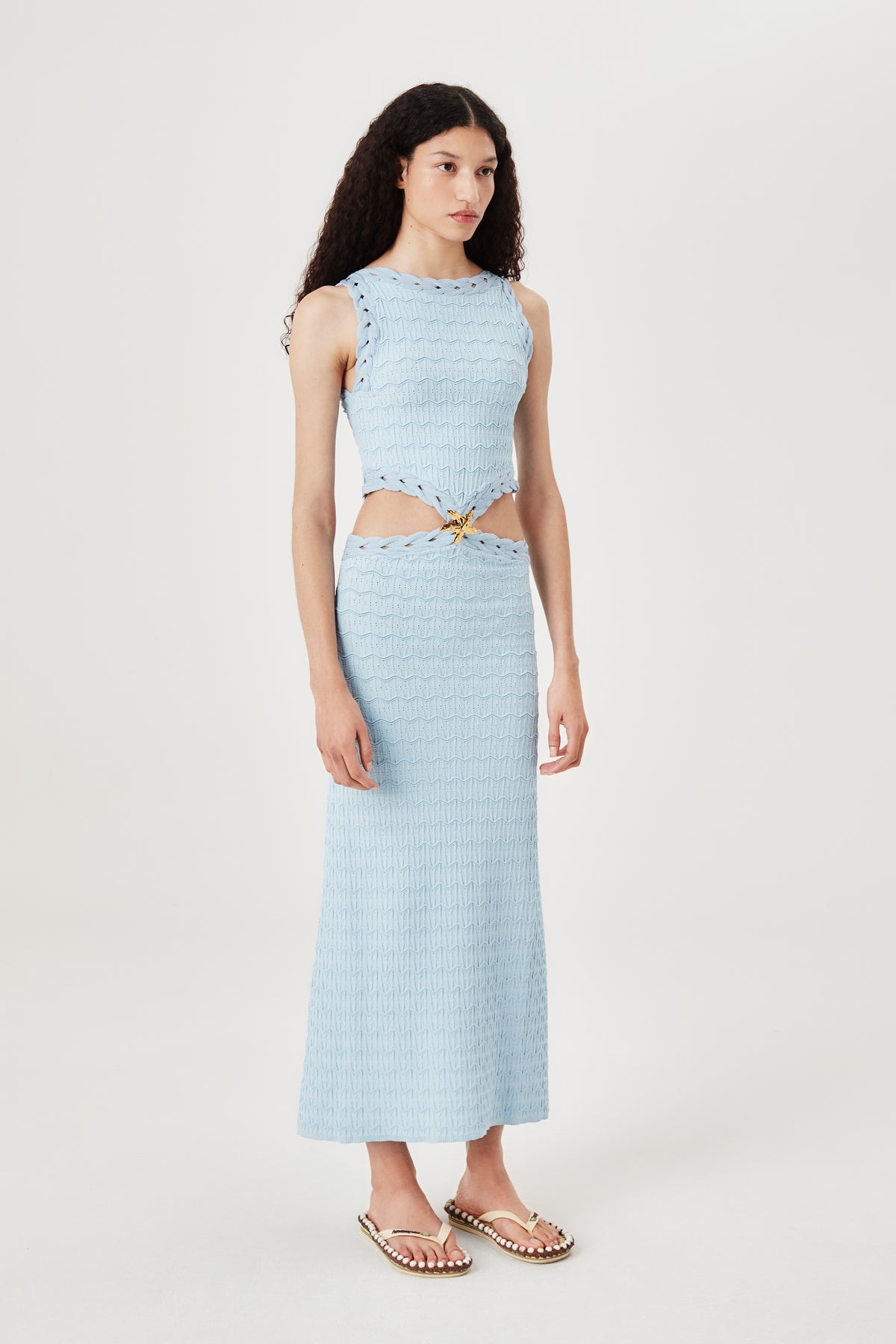 Robe longue à étoile dorée