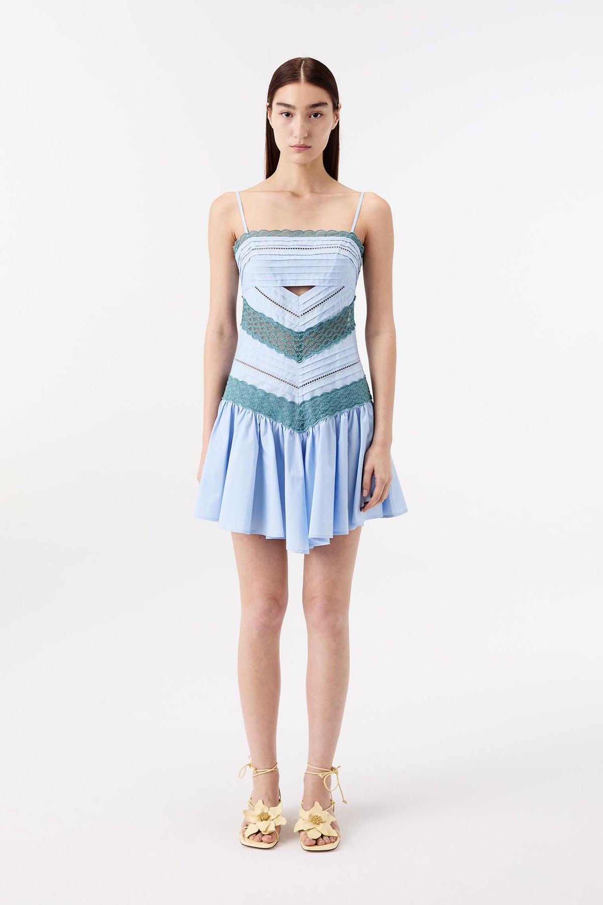 Kleid mit Spitzeneinsatz
