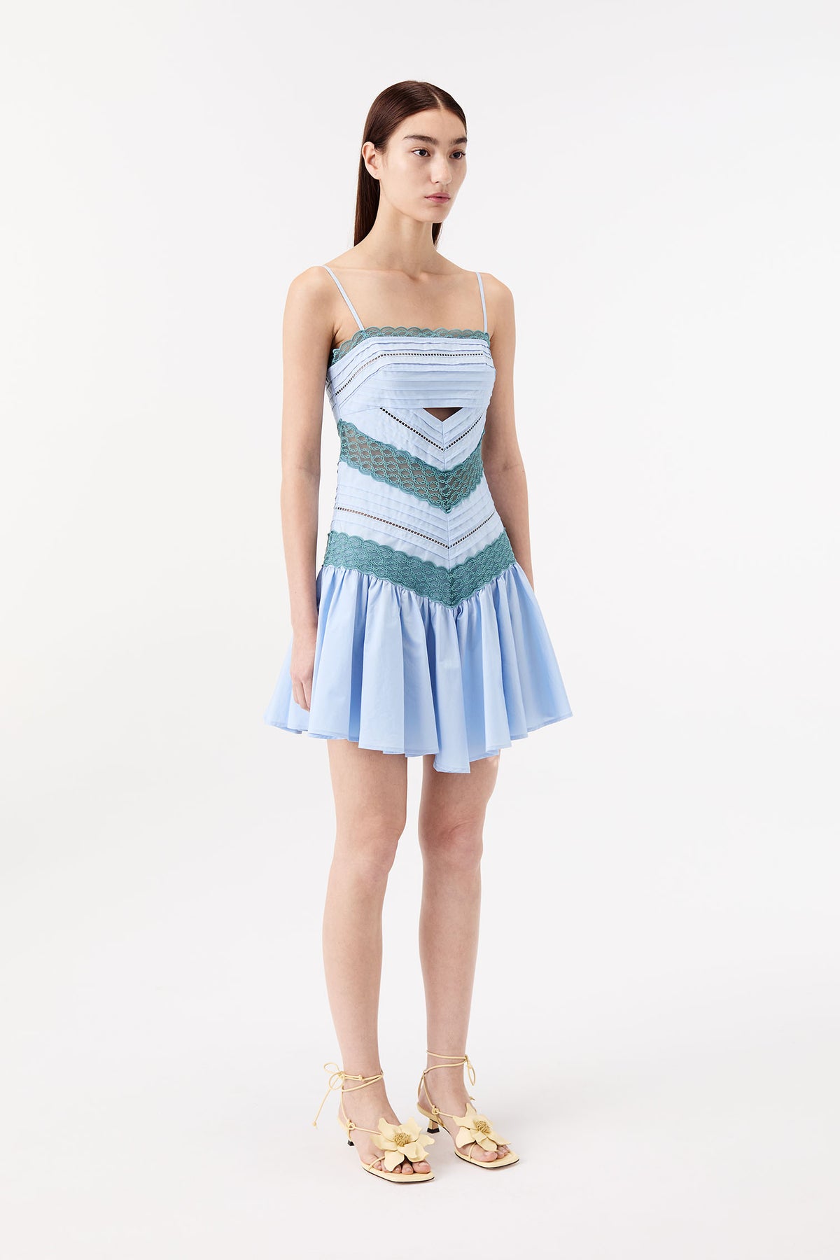 Kleid mit Spitzeneinsatz