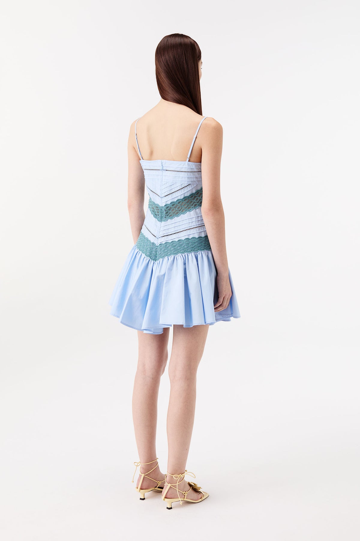 Kleid mit Spitzeneinsatz