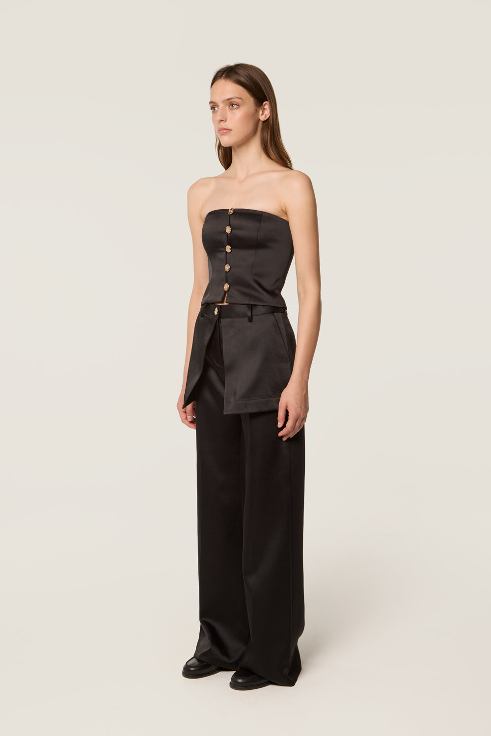 Satin skirt-effect pants