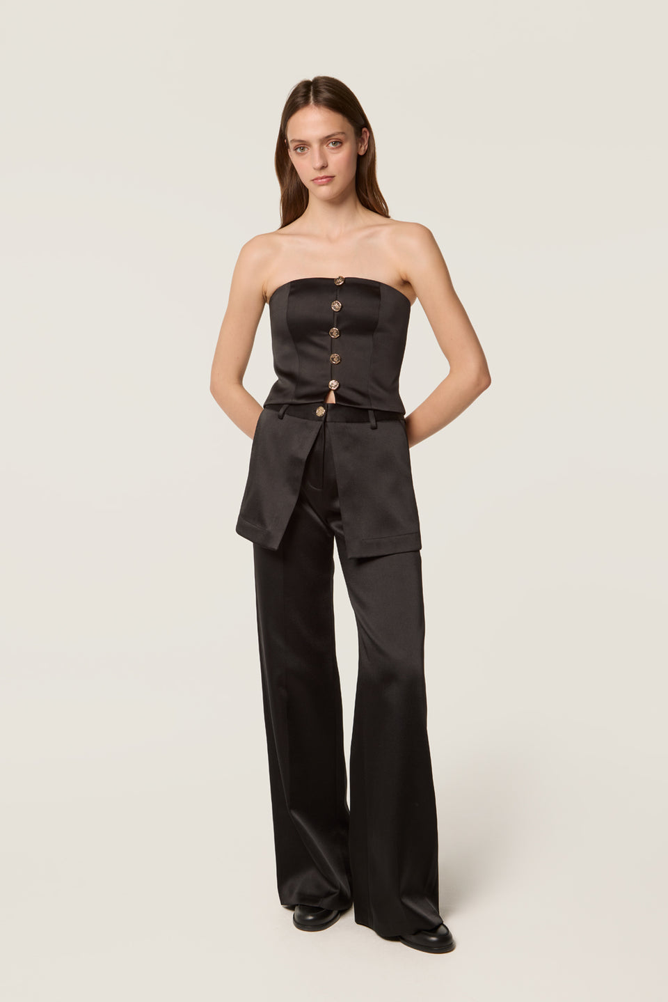 Pantalon effet jupe en satin