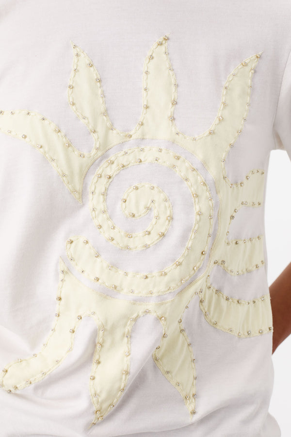 T-shirt cintré à strass brodés
