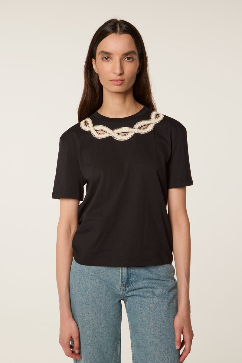 Braided collar T-shirt