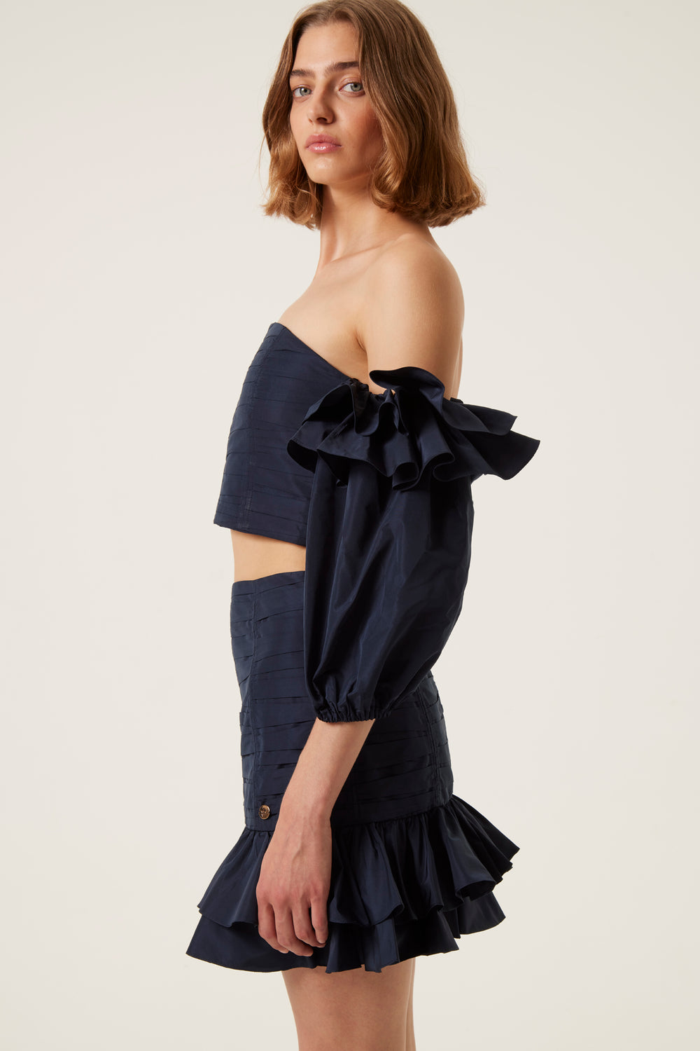 Strapless top with puffed sleeves