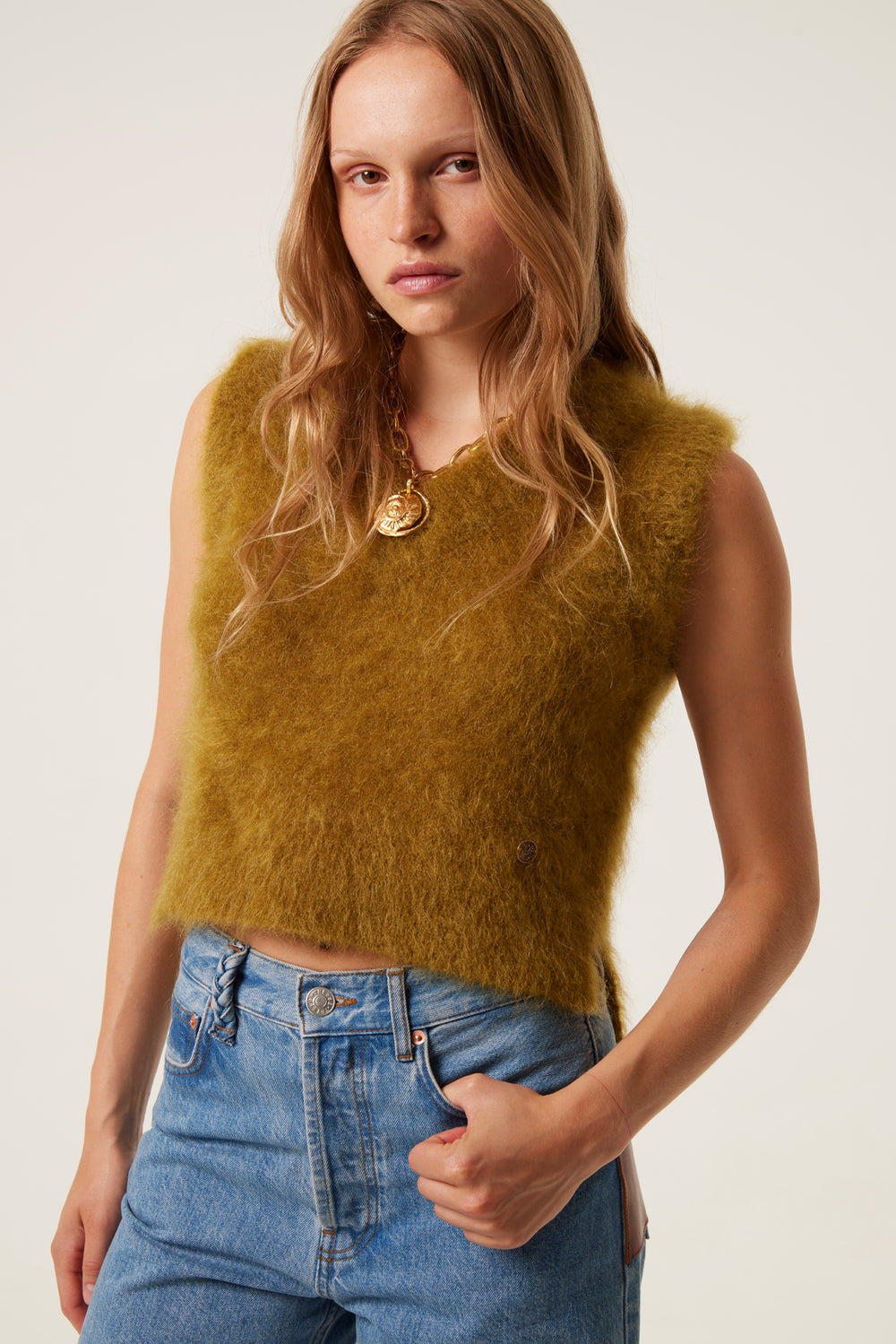 Fluffy sleeveless sweater