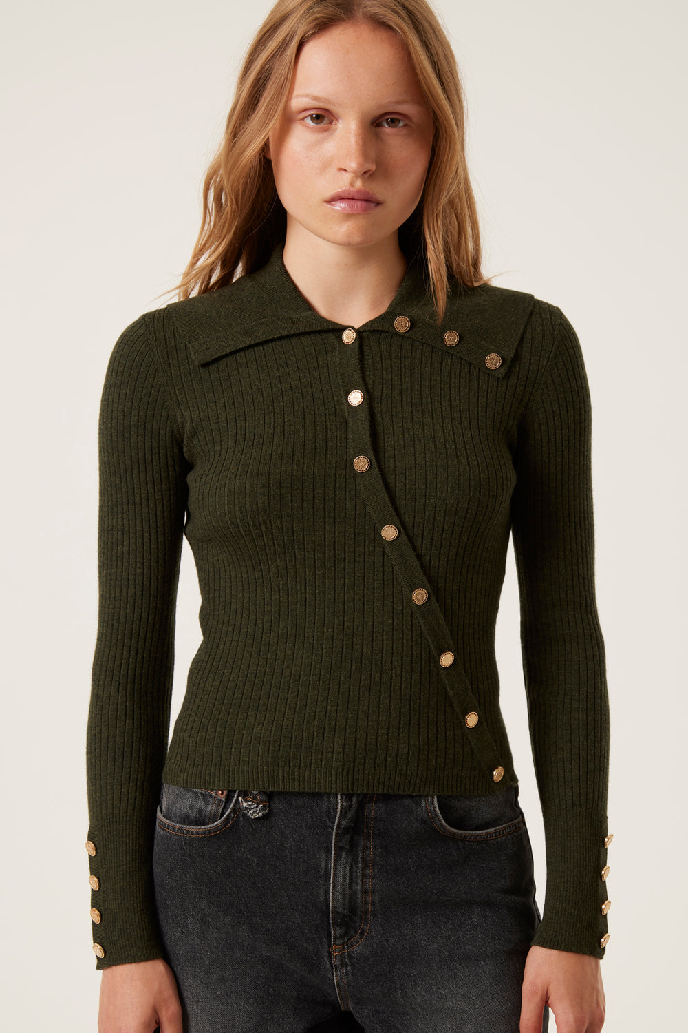 Asymmetrical opening sweater