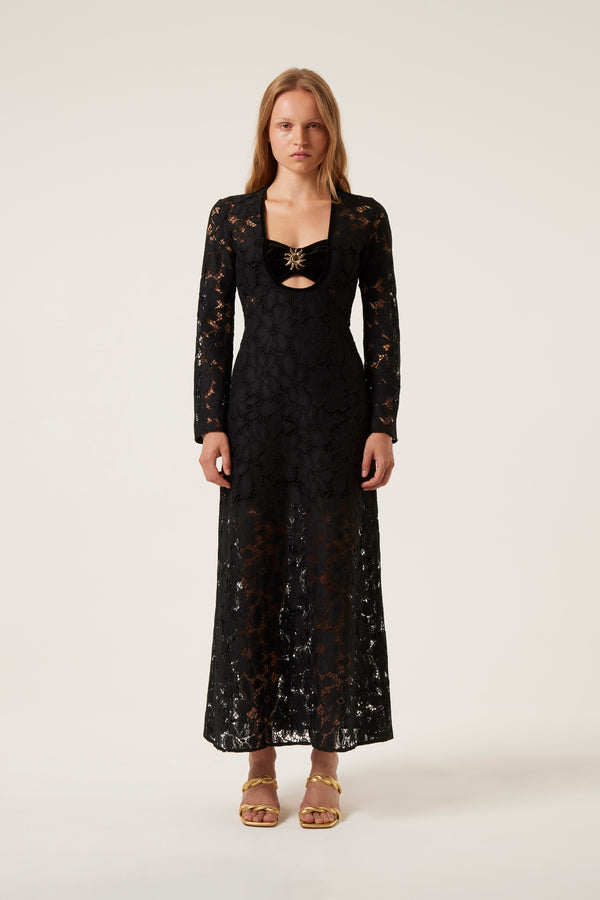 Long lacework dress