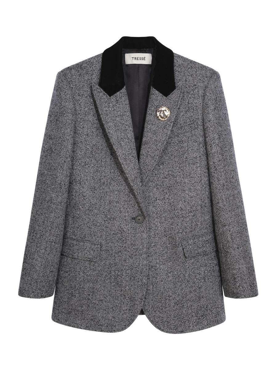 Two-tone shouldered jacket with brooch