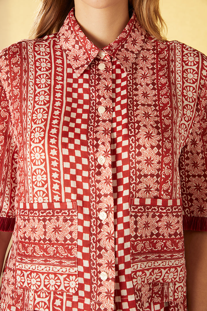 Short patterned shirt