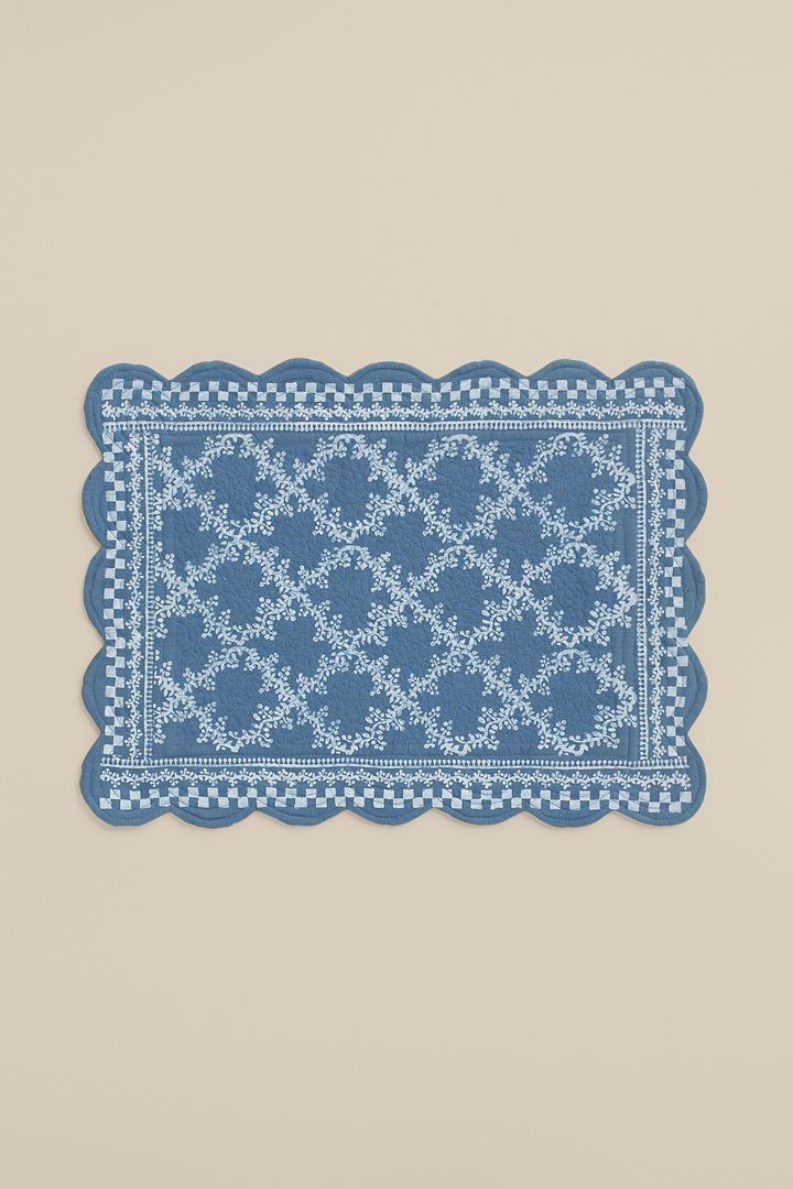 Reversible patterned placemat